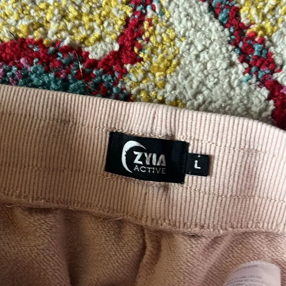 ZYIA PINK SLEEPOVER SWEATPANTS JOGGERS SIZE LARGE